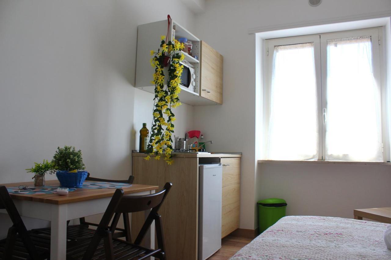 B&B Da Roberto Napoli Ngoại thất bức ảnh